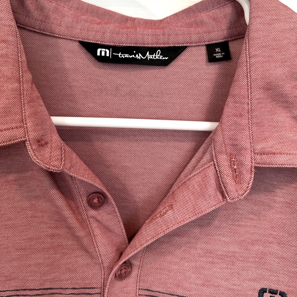 XL Men’s Travis Matthew polo - Picture 2 of 4